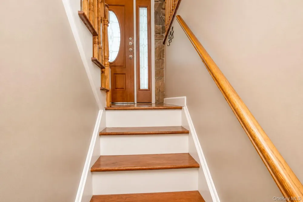 132 Hilltop Road Monroe, NY 10950