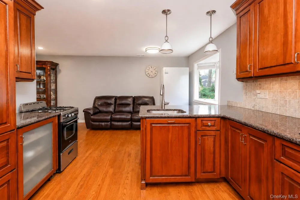 132 Hilltop Road Monroe, NY 10950
