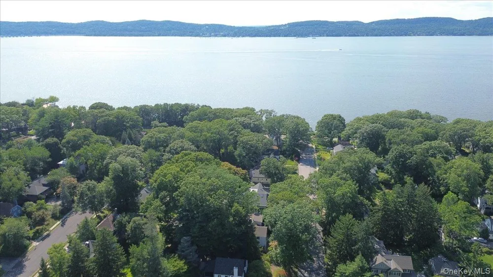 254 Farrington Avenue Sleepy Hollow, NY 10591