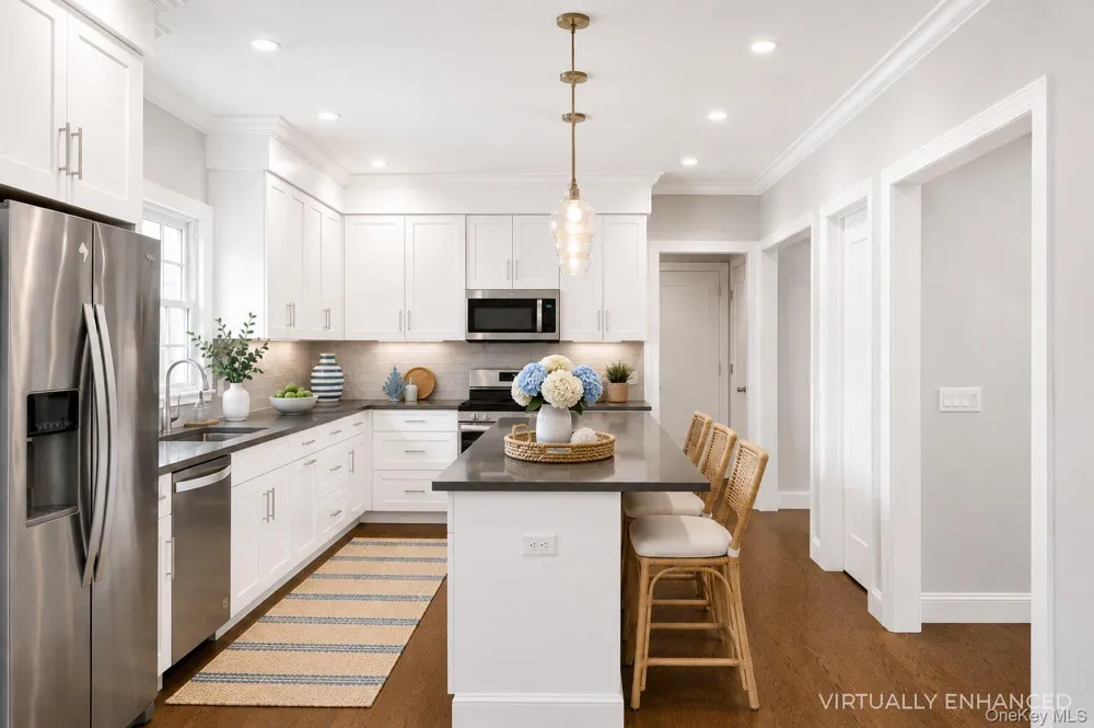 134 Montauk Highway Westhampton, NY 11977