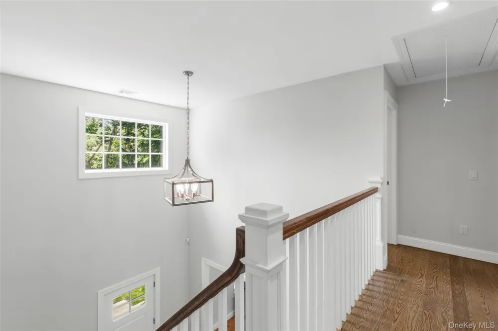 134 Montauk Highway Westhampton, NY 11977
