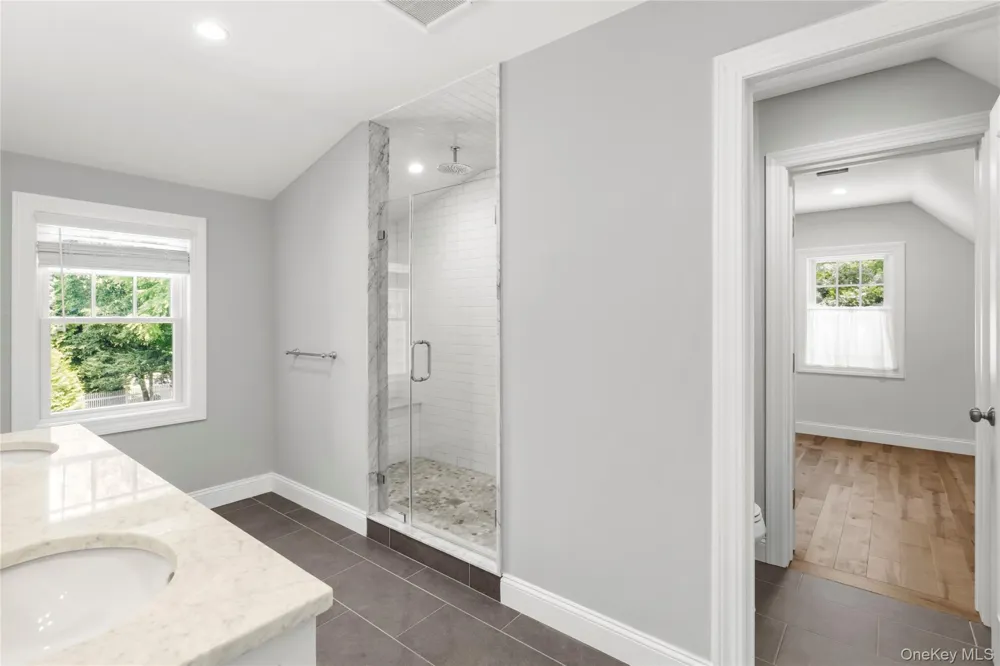 134 Montauk Highway Westhampton, NY 11977