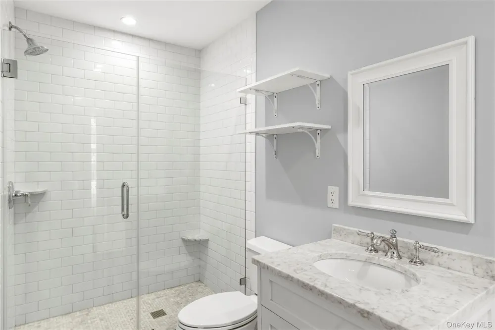 134 Montauk Highway Westhampton, NY 11977