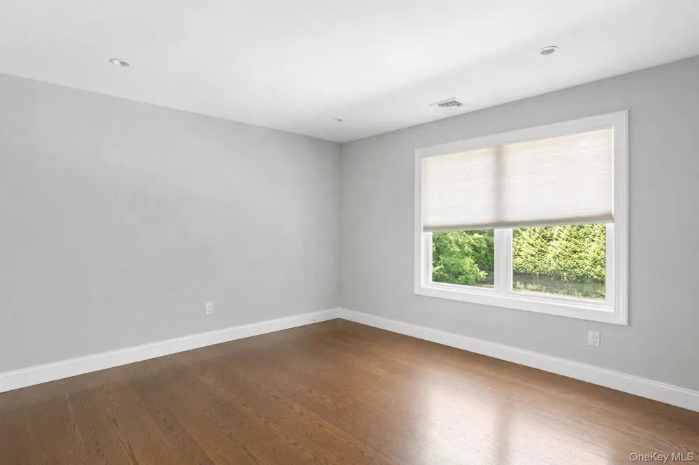 134 Montauk Highway Westhampton, NY 11977