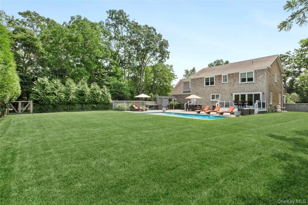 134 Montauk Highway Westhampton, NY 11977