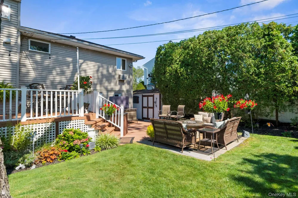 14 Jane Drive Old Bethpage, NY 11804