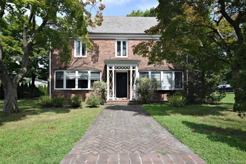 25 A Old Mill Road