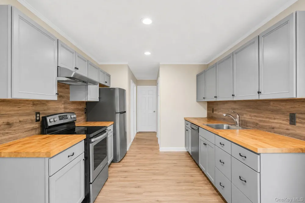 151 Sequoia Drive Coram, NY 11727