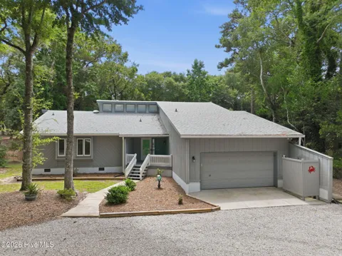131 Oakleaf Drive