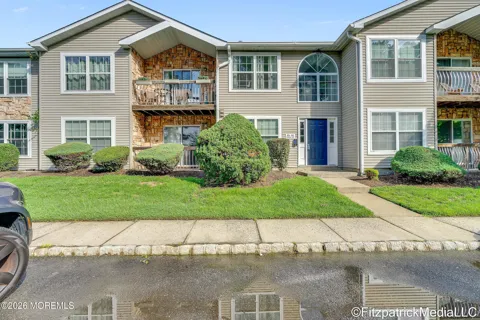93 Diane Drive