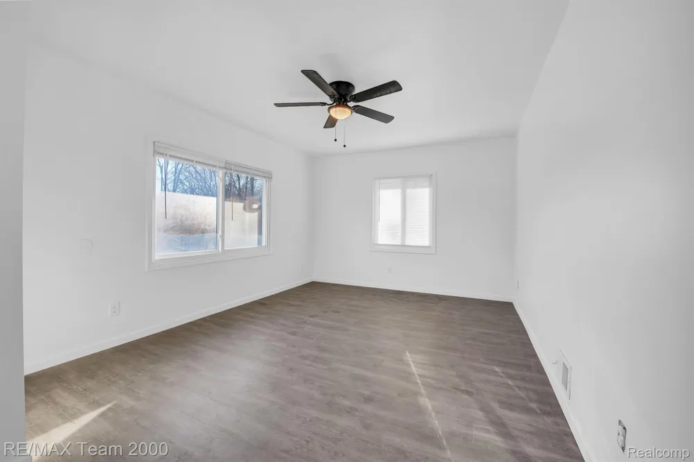 48905 9 MILE ROAD Novi City, MI 48167