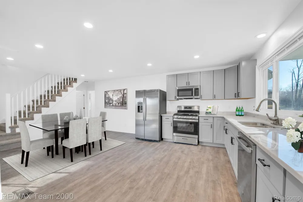 48905 9 MILE ROAD Novi City, MI 48167