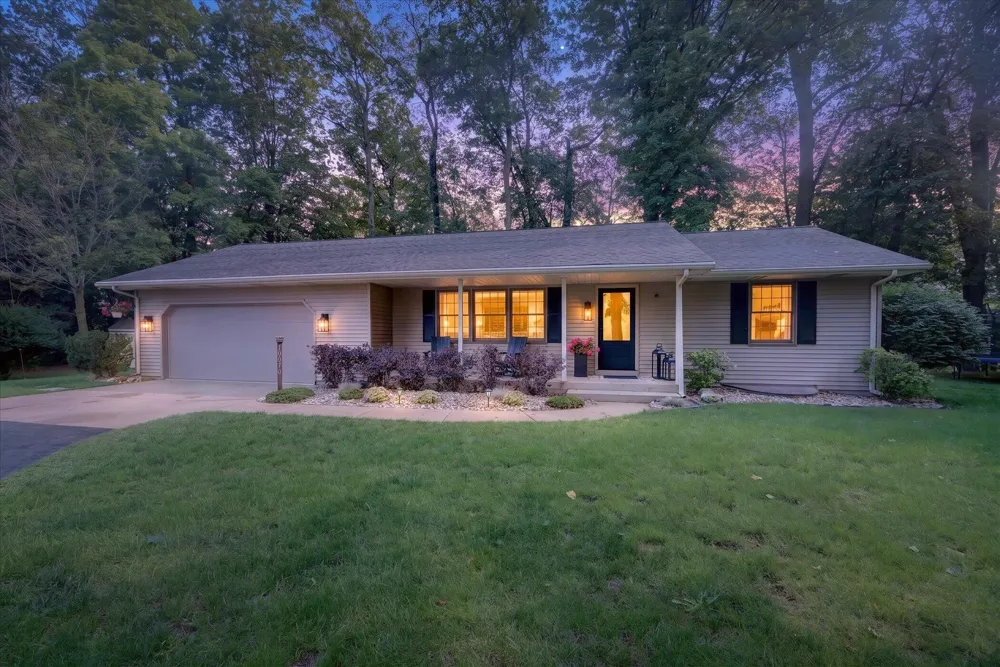 70070 2nd Avenue South Haven Charter Township, MI 49090