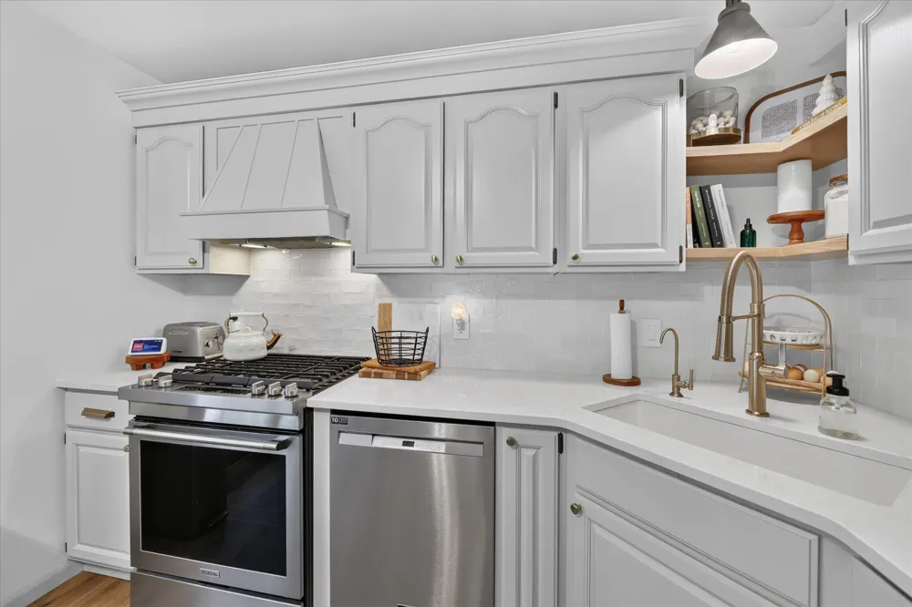 70070 2nd Avenue South Haven Charter Township, MI 49090