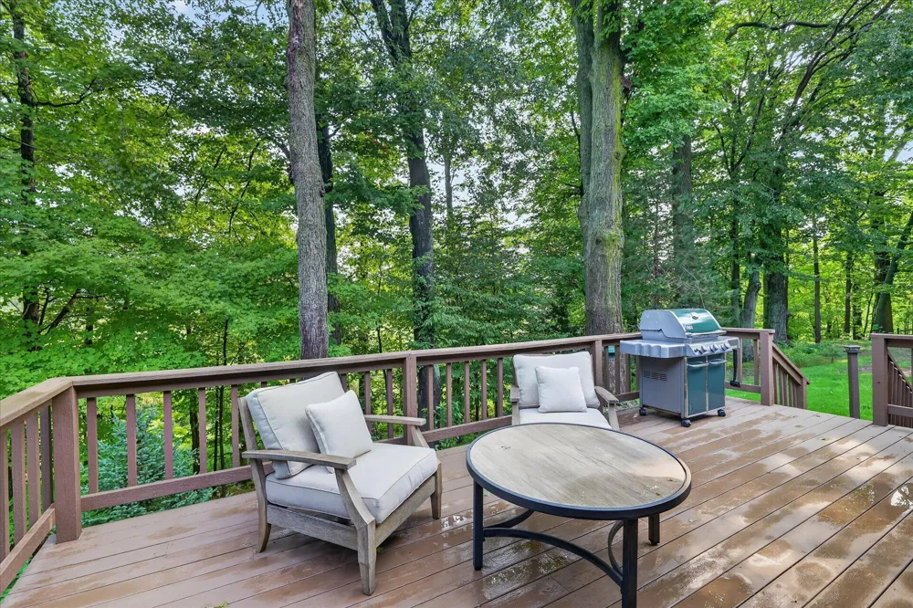 70070 2nd Avenue South Haven Charter Township, MI 49090