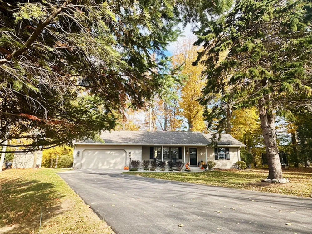 70070 2nd Avenue South Haven Charter Township, MI 49090