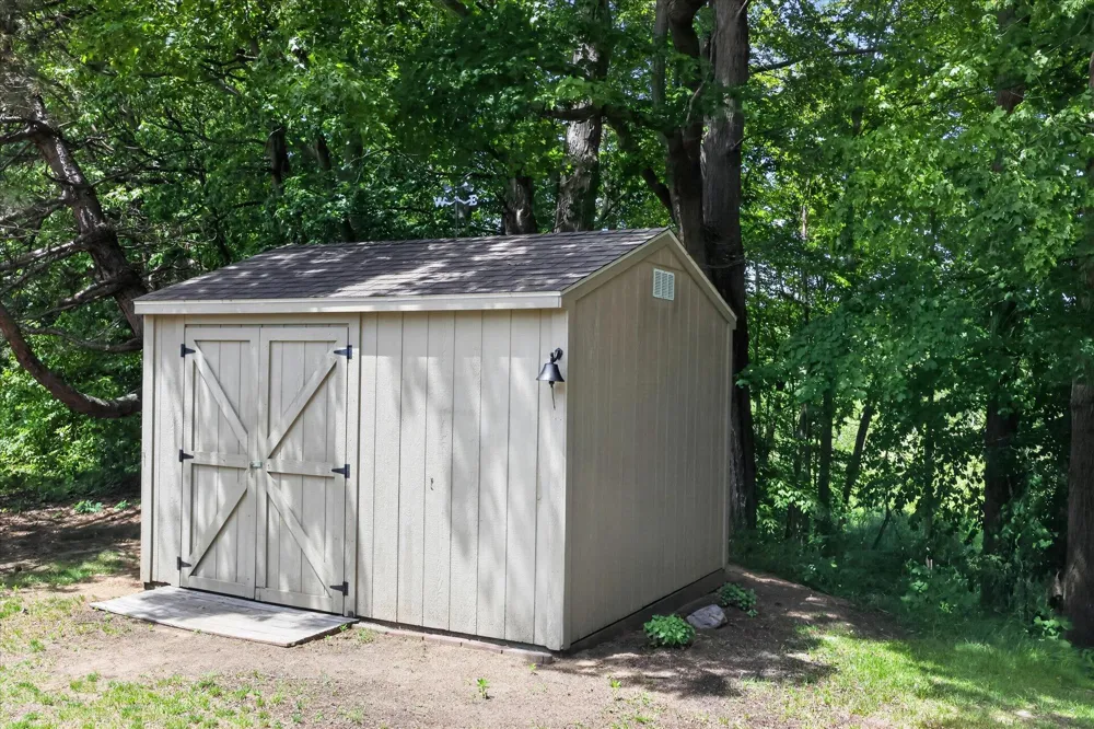 70070 2nd Avenue South Haven Charter Township, MI 49090