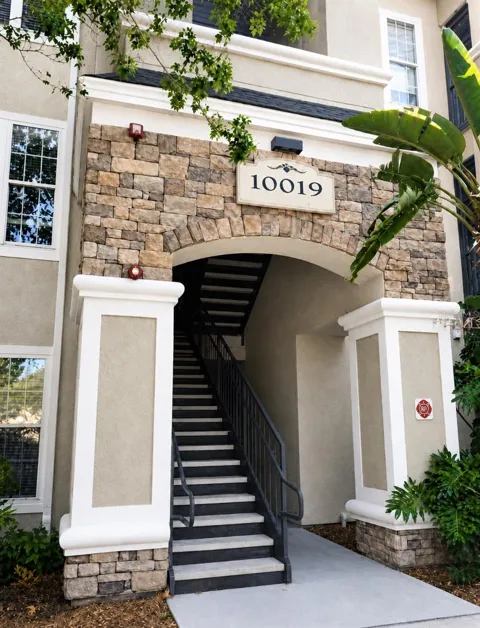 10019 COURTNEY PALMS BOULEVARD #103