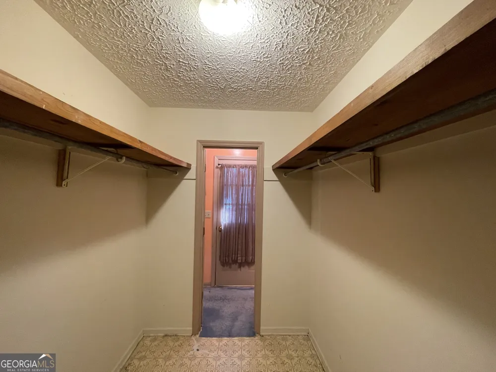 173 Berkley RD Cochran, GA 31014