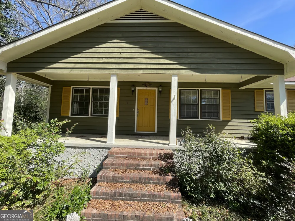 173 Berkley RD Cochran, GA 31014