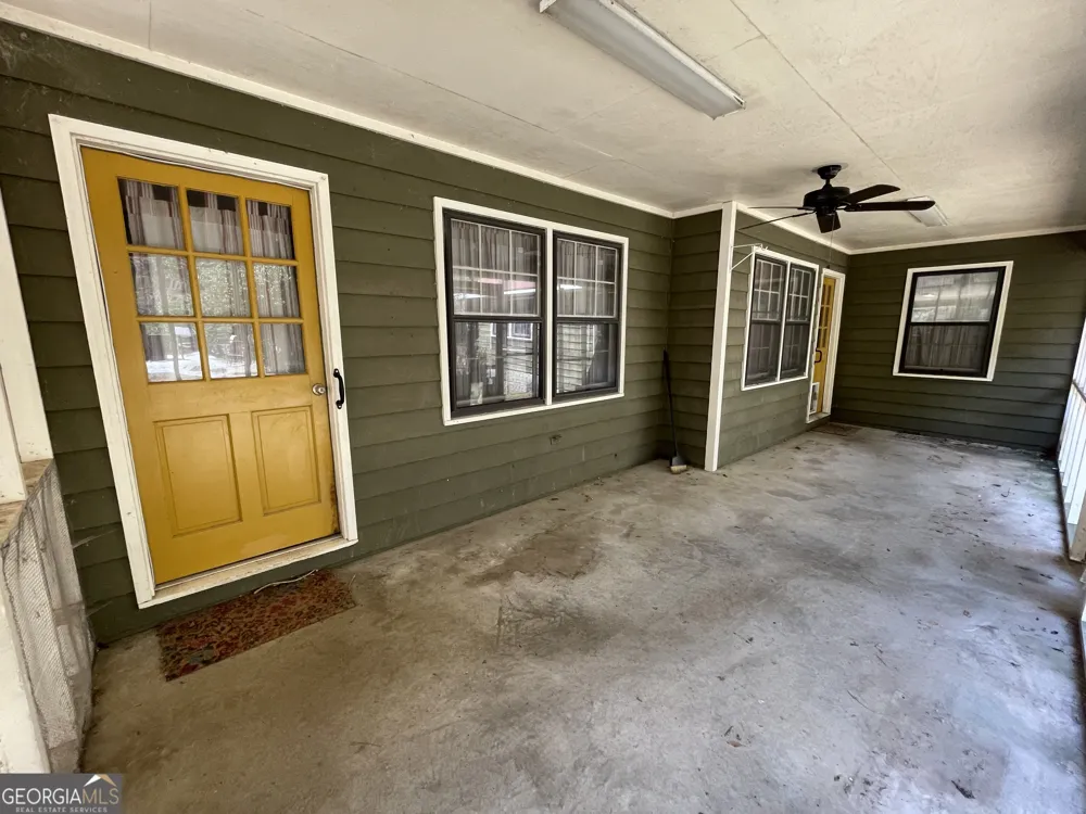 173 Berkley RD Cochran, GA 31014