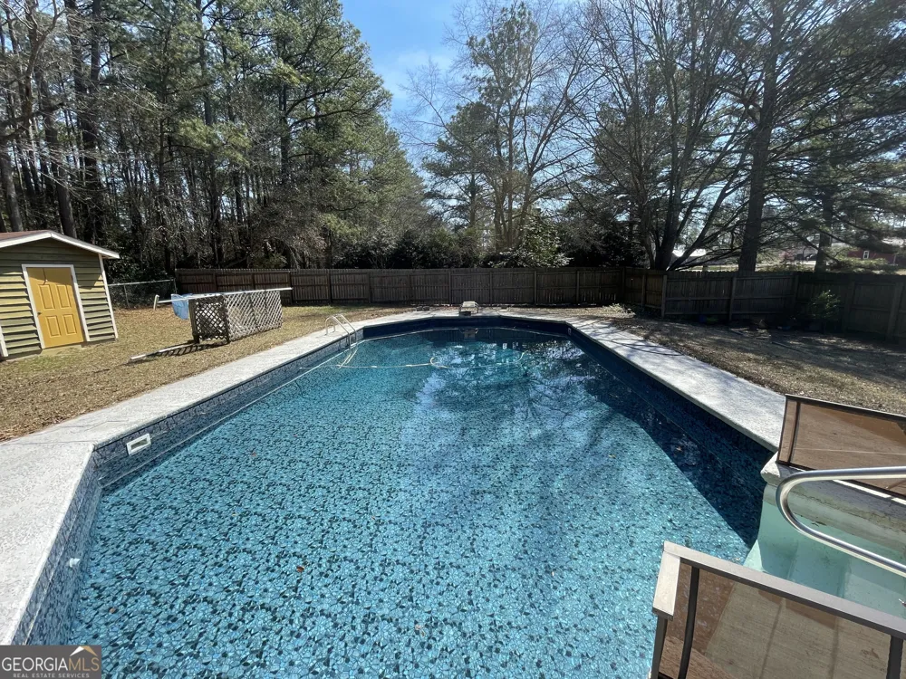 173 Berkley RD Cochran, GA 31014