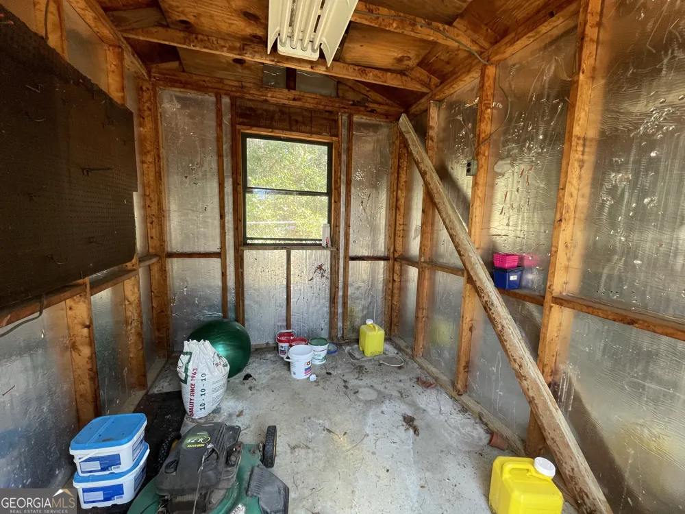 173 Berkley RD Cochran, GA 31014