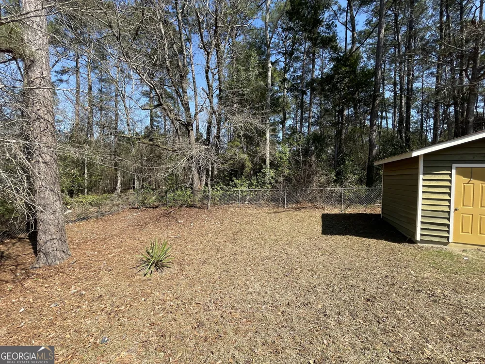 173 Berkley RD Cochran, GA 31014
