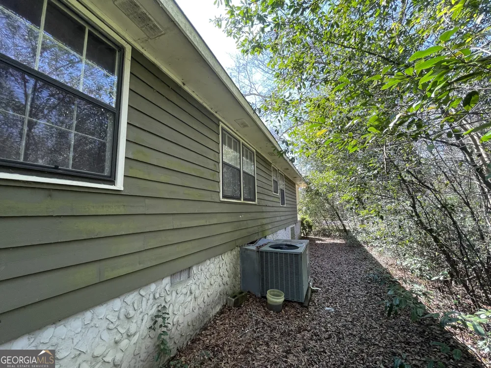 173 Berkley RD Cochran, GA 31014
