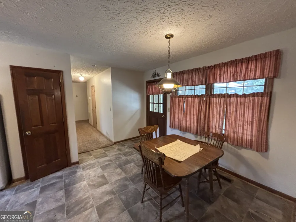173 Berkley RD Cochran, GA 31014