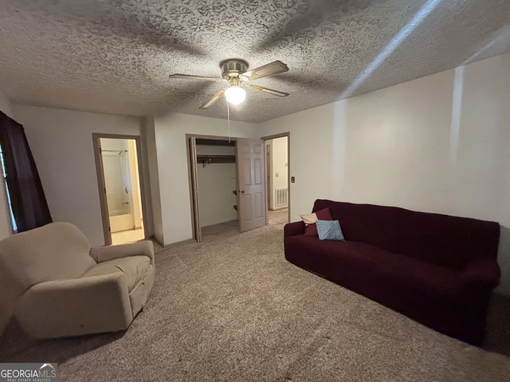 173 Berkley RD Cochran, GA 31014