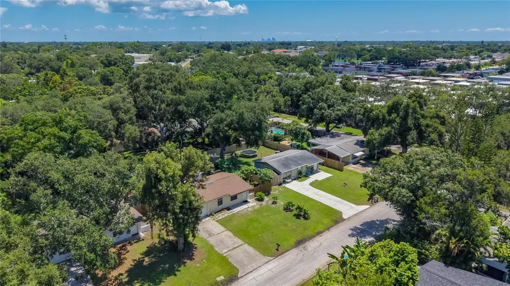 8653 69TH STREET Pinellas Park, FL 33782