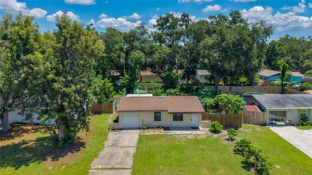 8653 69TH STREET Pinellas Park, FL 33782