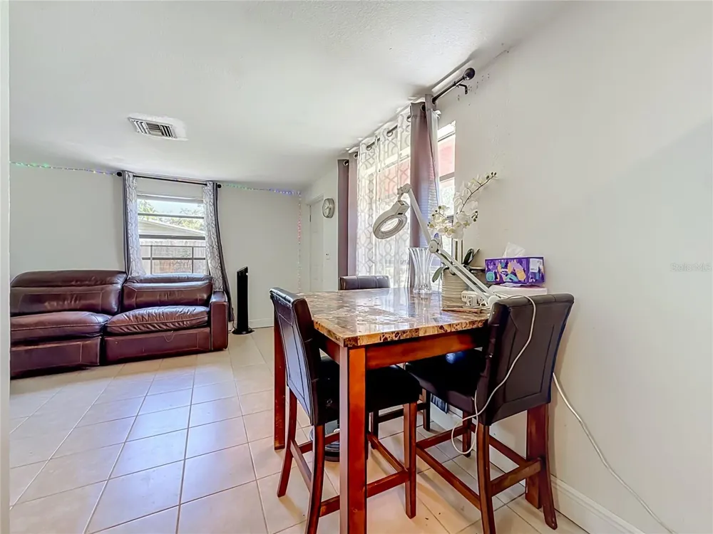 8653 69TH STREET Pinellas Park, FL 33782