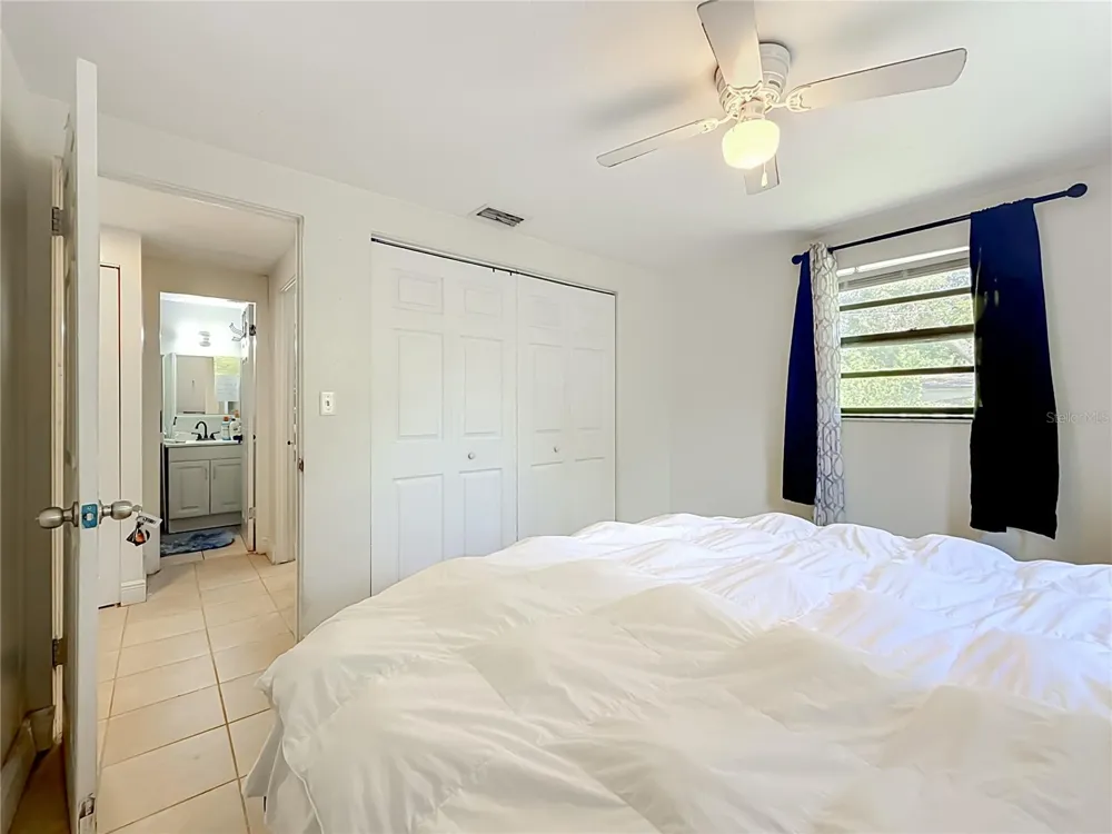 8653 69TH STREET Pinellas Park, FL 33782