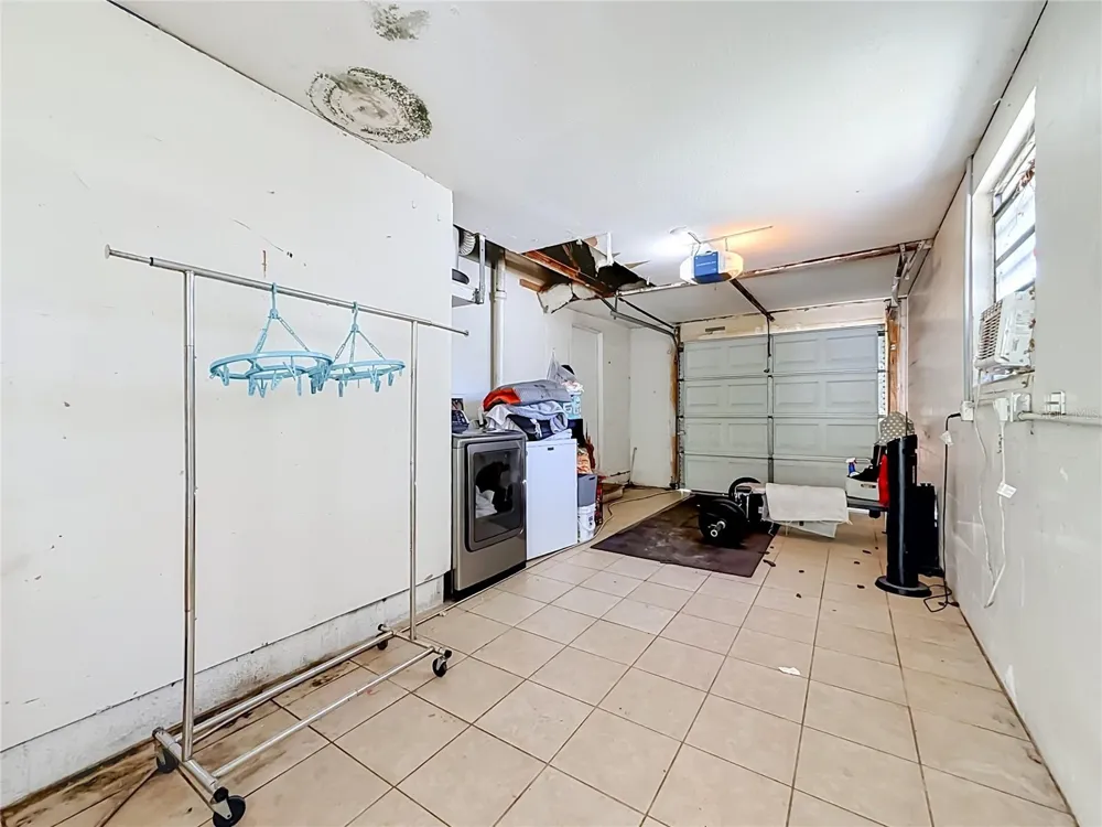 8653 69TH STREET Pinellas Park, FL 33782