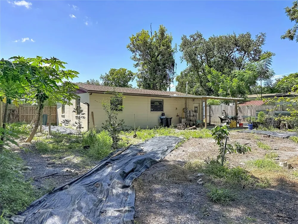 8653 69TH STREET Pinellas Park, FL 33782