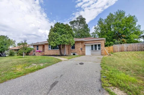 212 S Pokegama Avenue