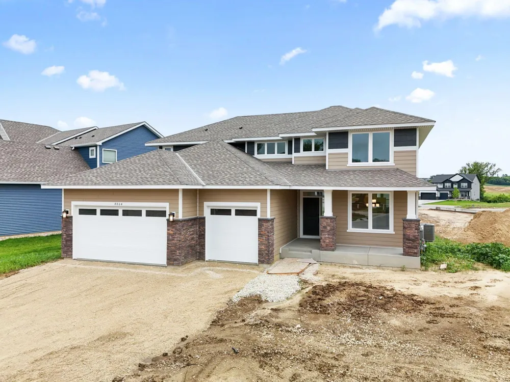 4864 Noble Drive NW Rochester, MN 55901