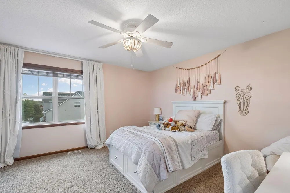 9161 River Rock Drive Chanhassen, MN 55317