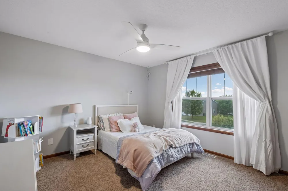 9161 River Rock Drive Chanhassen, MN 55317
