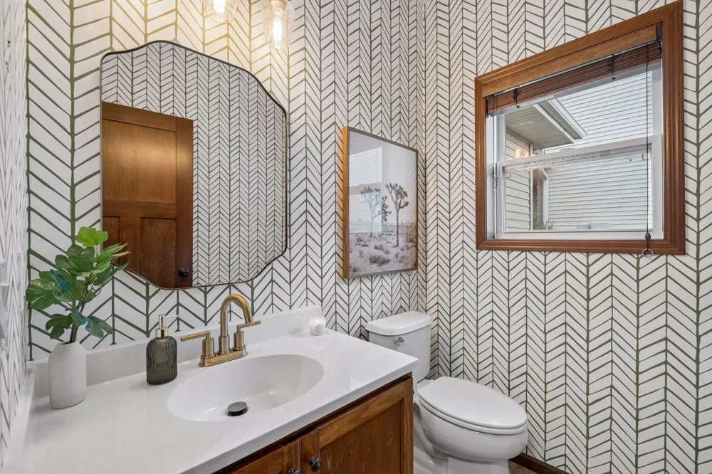 9161 River Rock Drive Chanhassen, MN 55317