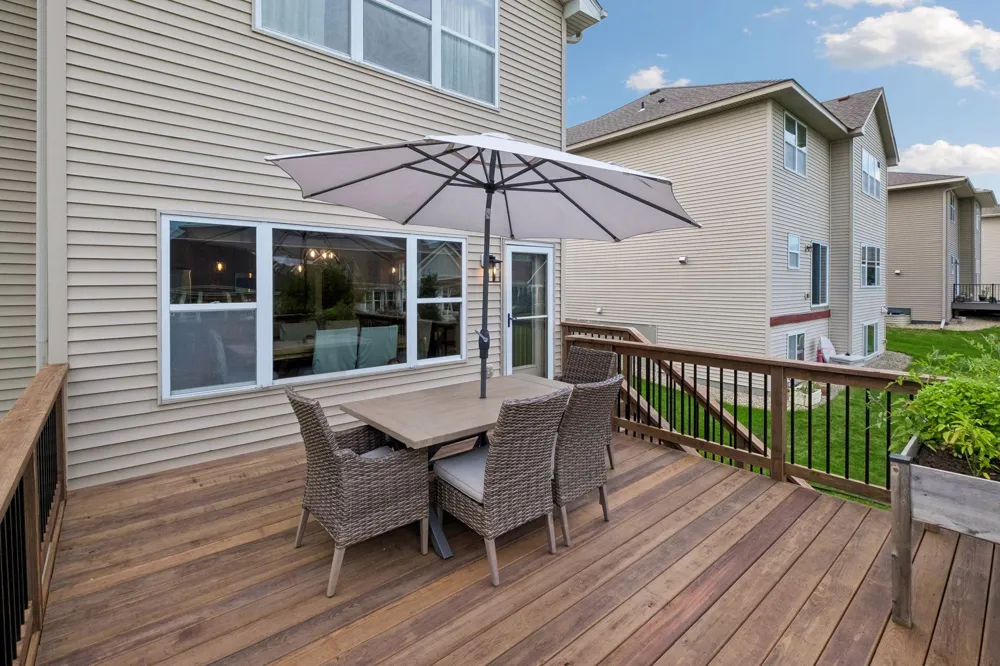 9161 River Rock Drive Chanhassen, MN 55317