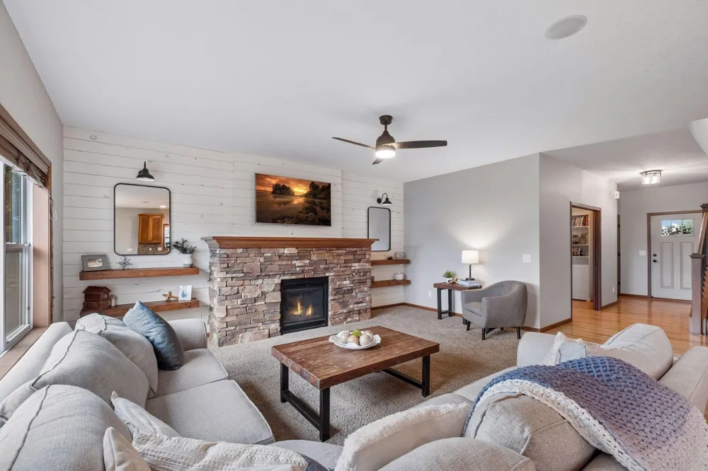 9161 River Rock Drive Chanhassen, MN 55317