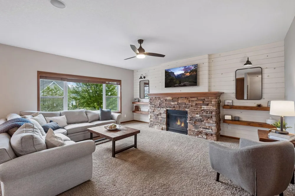 9161 River Rock Drive Chanhassen, MN 55317