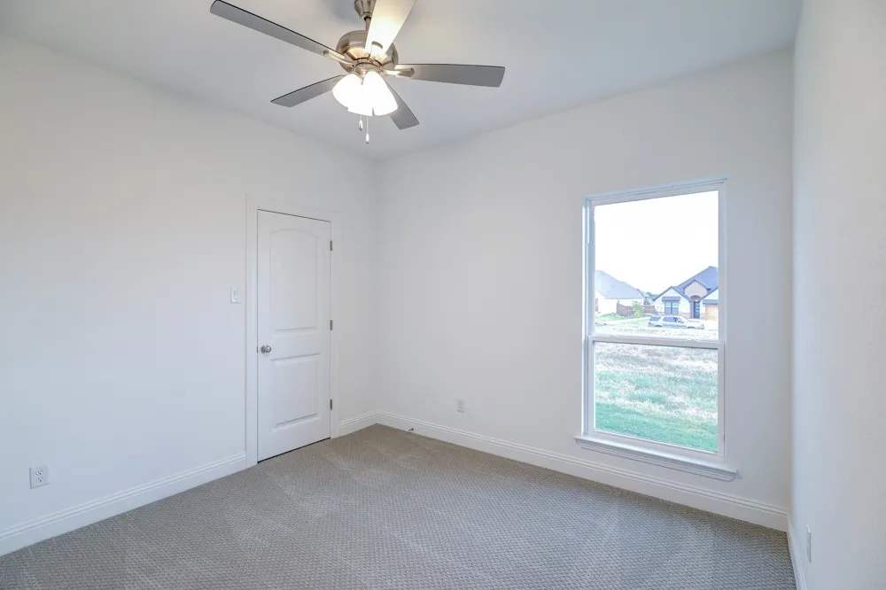 10171 blue jay Lane Benbrook, TX 76126