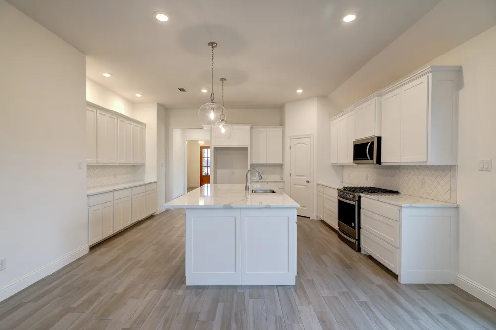 10171 blue jay Lane Benbrook, TX 76126