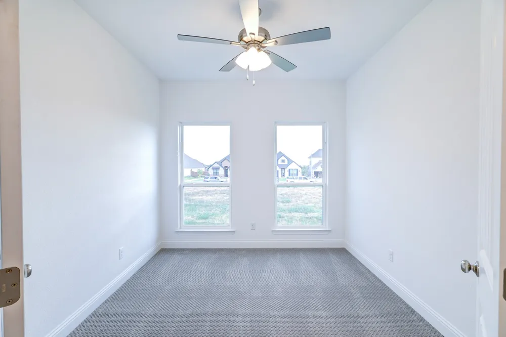 10171 blue jay Lane Benbrook, TX 76126