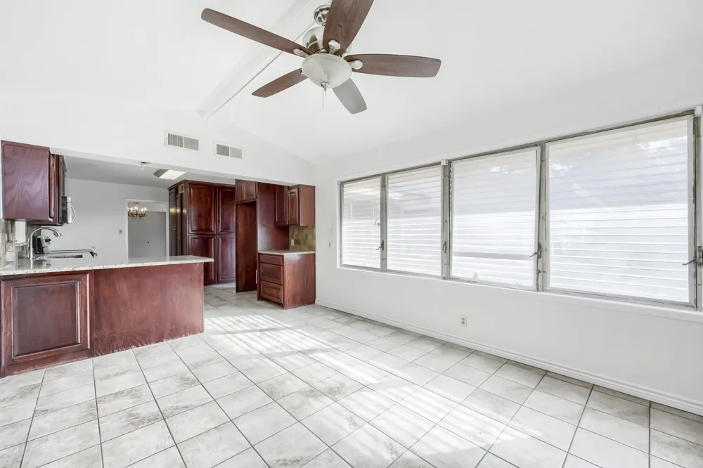 6716 Woodstock Road Fort Worth, TX 76116
