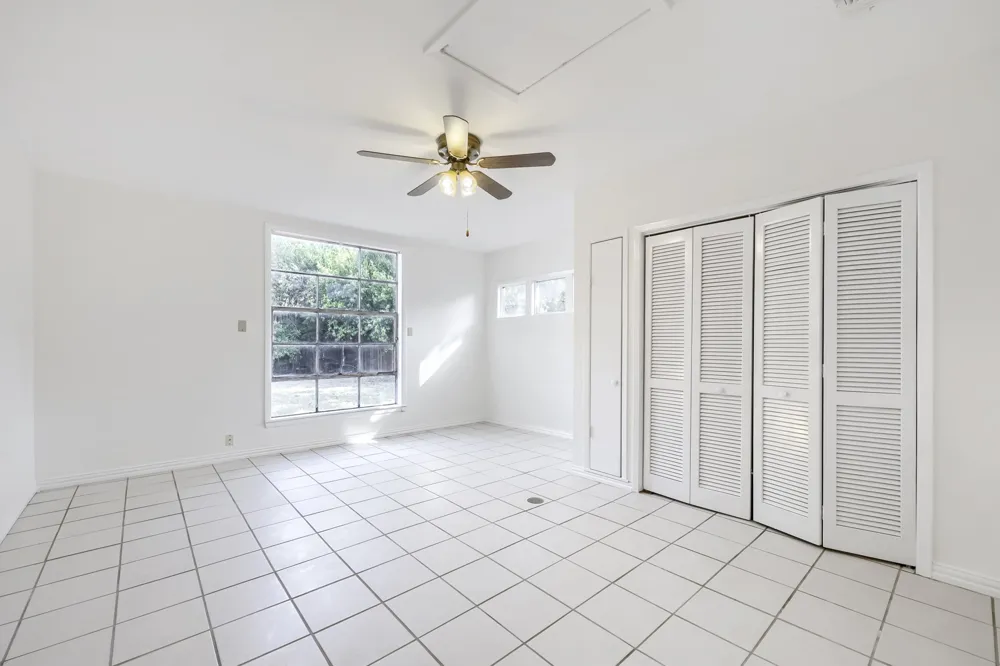 6716 Woodstock Road Fort Worth, TX 76116